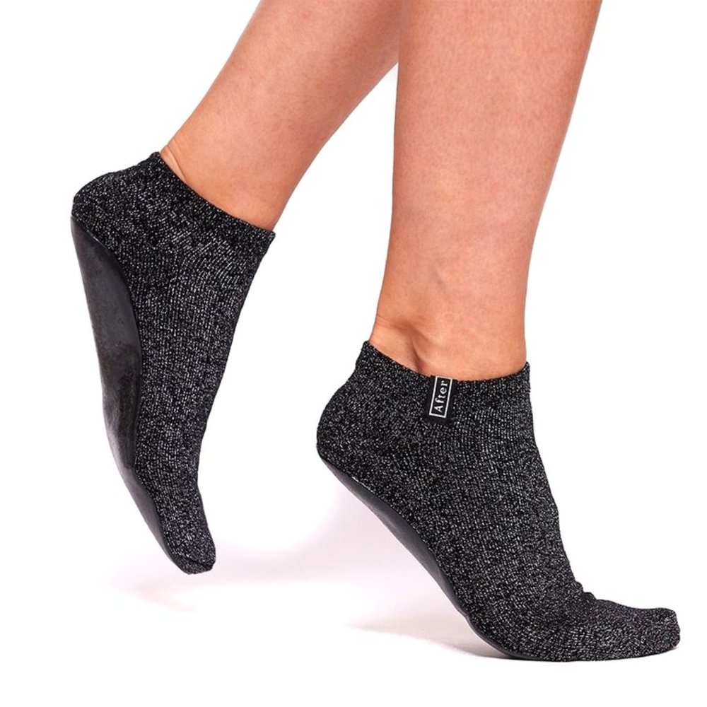 NWOT Set of 3 Aftersocks w/velvet drawstring bag